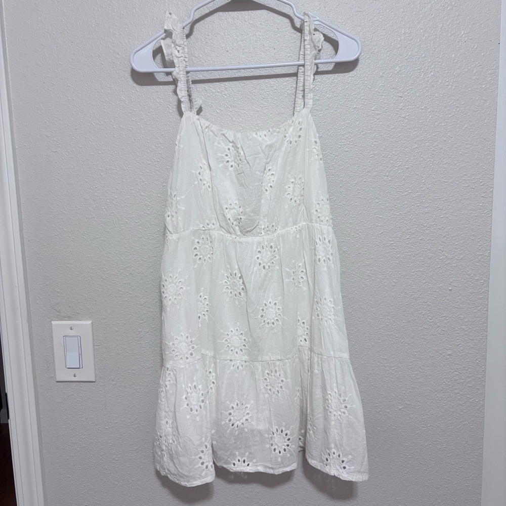 Lush White stretchy-Strap Sundress